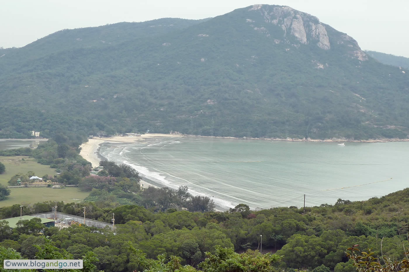 Lantau Trail 11 - Pui O Beach